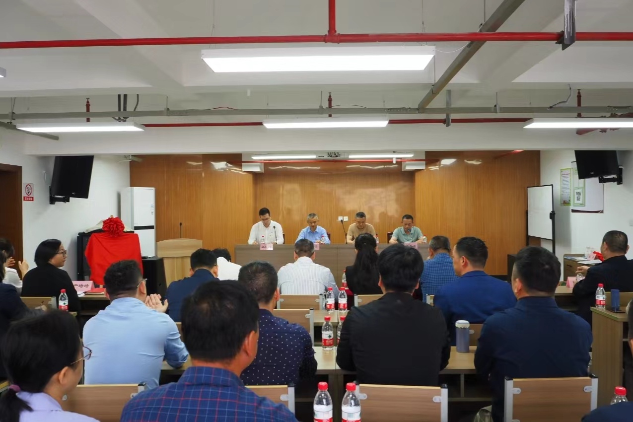 宁波江北区首个"居业物"功能型党支部成立