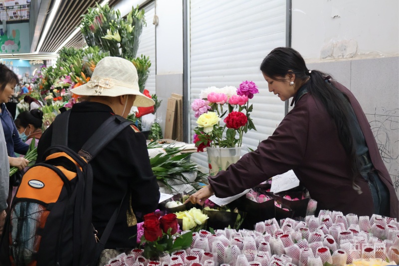 6686体育官网晋宁年宵花迎来产销旺季