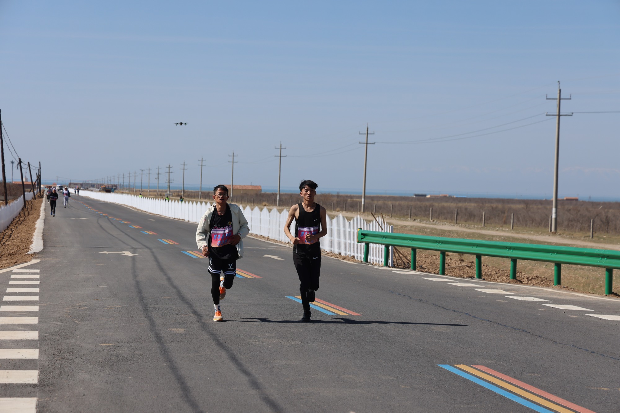 刚察县2024年青海湖"生态之旅"徒步大赛举行