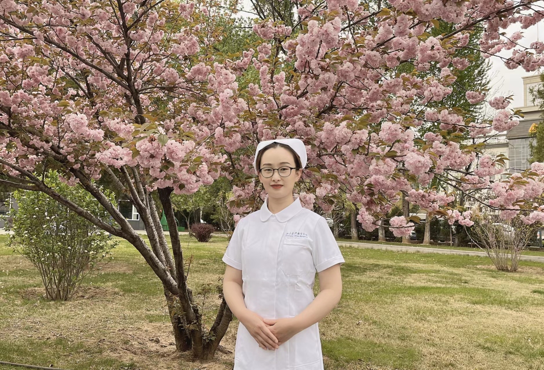 护士节的正确打开方式:定格北大医疗白衣天使的温暖瞬间