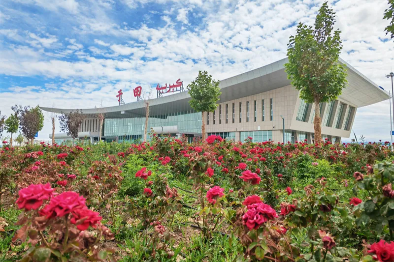 于田万方机场恢复运行北-乌-于往返航线