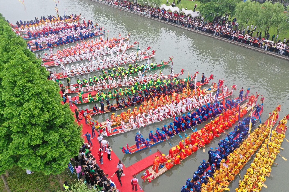 浙江瑞安:七天水上狂欢  全民共享龙舟盛事