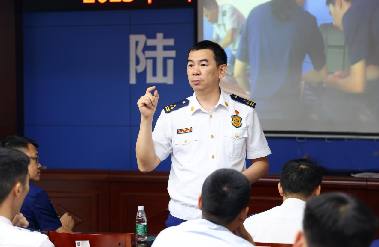 猎火英雄——梁军