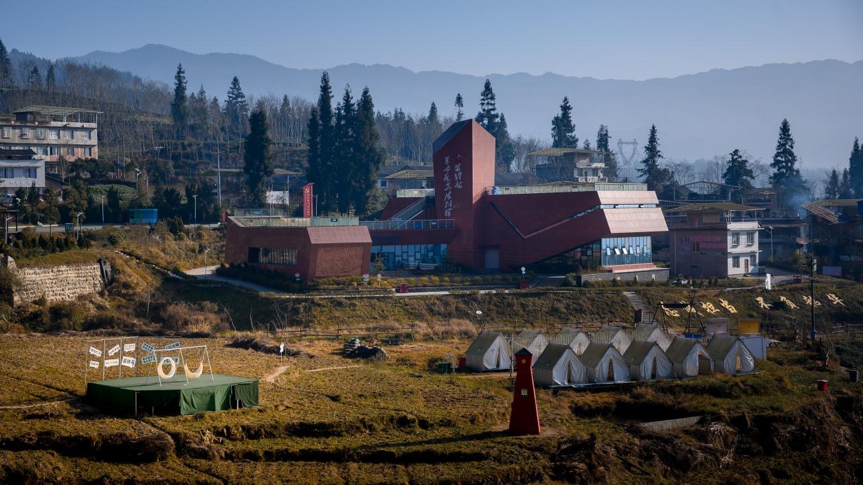 夏季旅游精彩启幕 四川荥经举行"消夏荥经"旅游季推介活动