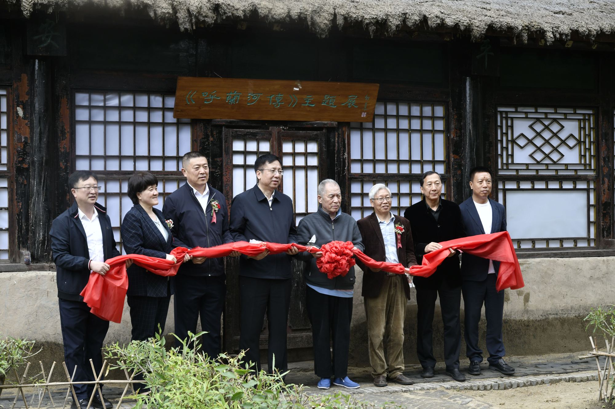 《呼兰河传》主题展揭幕(呼兰区委宣传部供图)萧红故居纪念馆作为一处