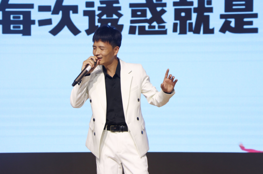 湖南省新邵县"全民禁毒宣传月"启动