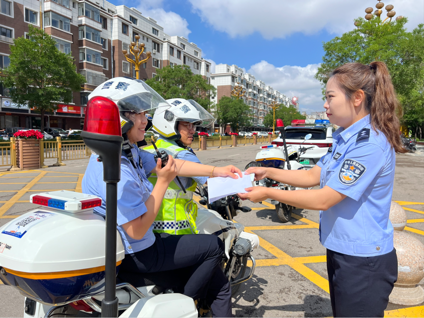 高考生,准格尔旗警察蜀黍喊你考前检查身份证