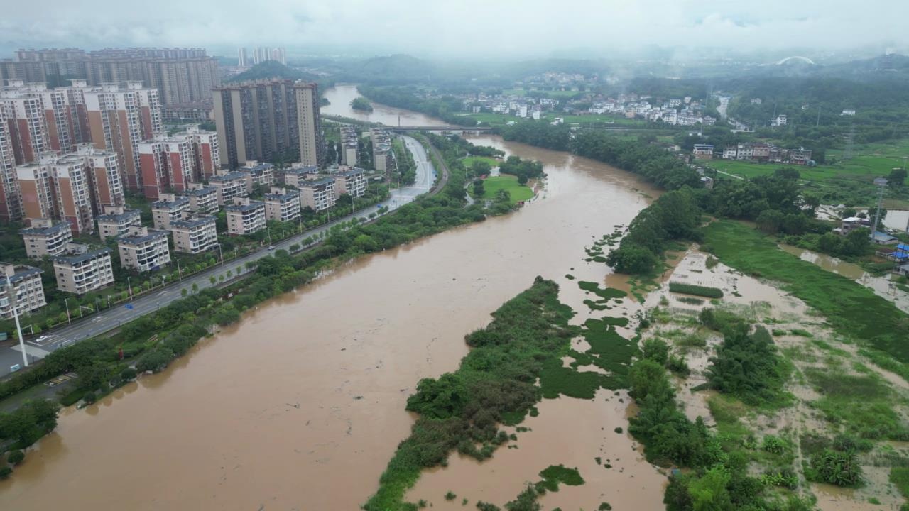 广西贺州桂江出现2024年第1号洪水