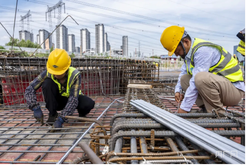 合肥高新区项目建设避暑不减速