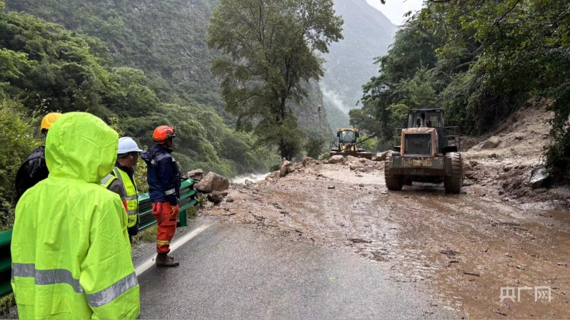 康定山洪泥石流灾害已转移安置939人