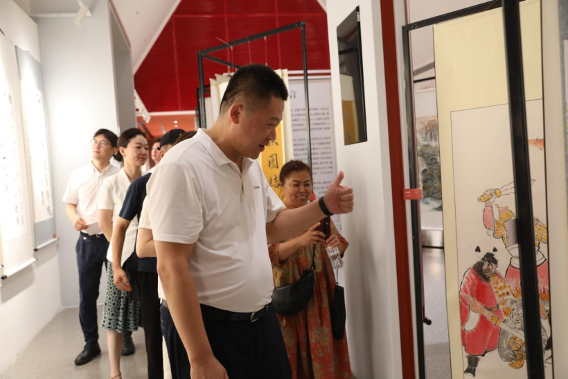 沈阳大东举办“丹青绘就中国梦”书画展 图3