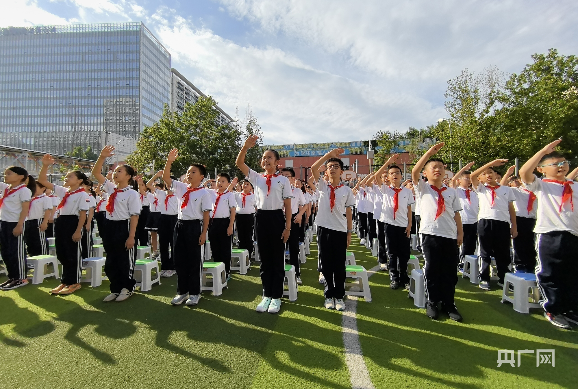 北京朝阳区实验小学举办开学典礼 激励学生做追梦少年