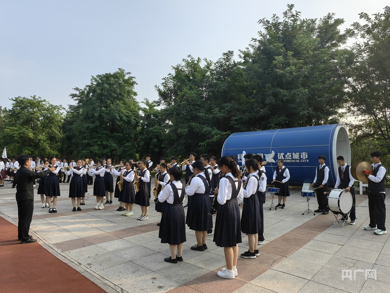 天津市学校美育实践课堂管乐展演启幕