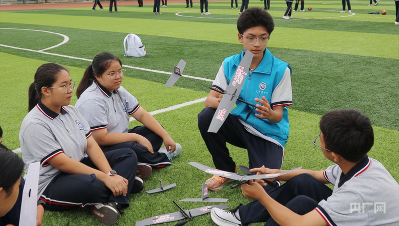 北京中小学课间安排优化“满月” 师生齐点赞：“更喜欢现在的课间”(图6)