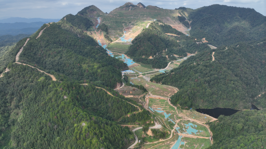 广东梅州探索历史遗留矿山生态修复路径