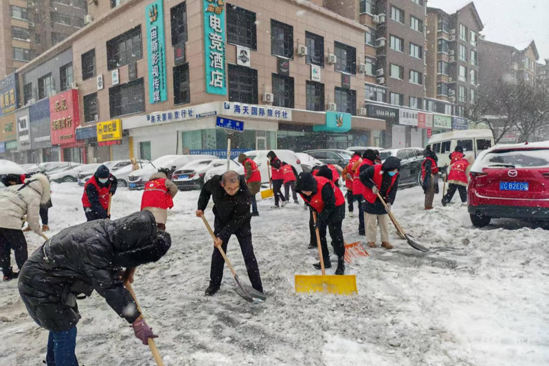 迎战强降雪 辽宁：确保雪中路通、雪停路畅