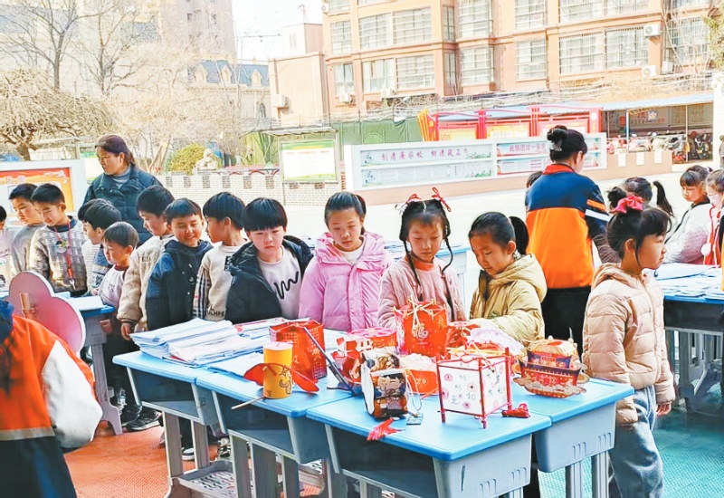 新乡市红旗区金穗大道小学开展寒假特色作业展示活动