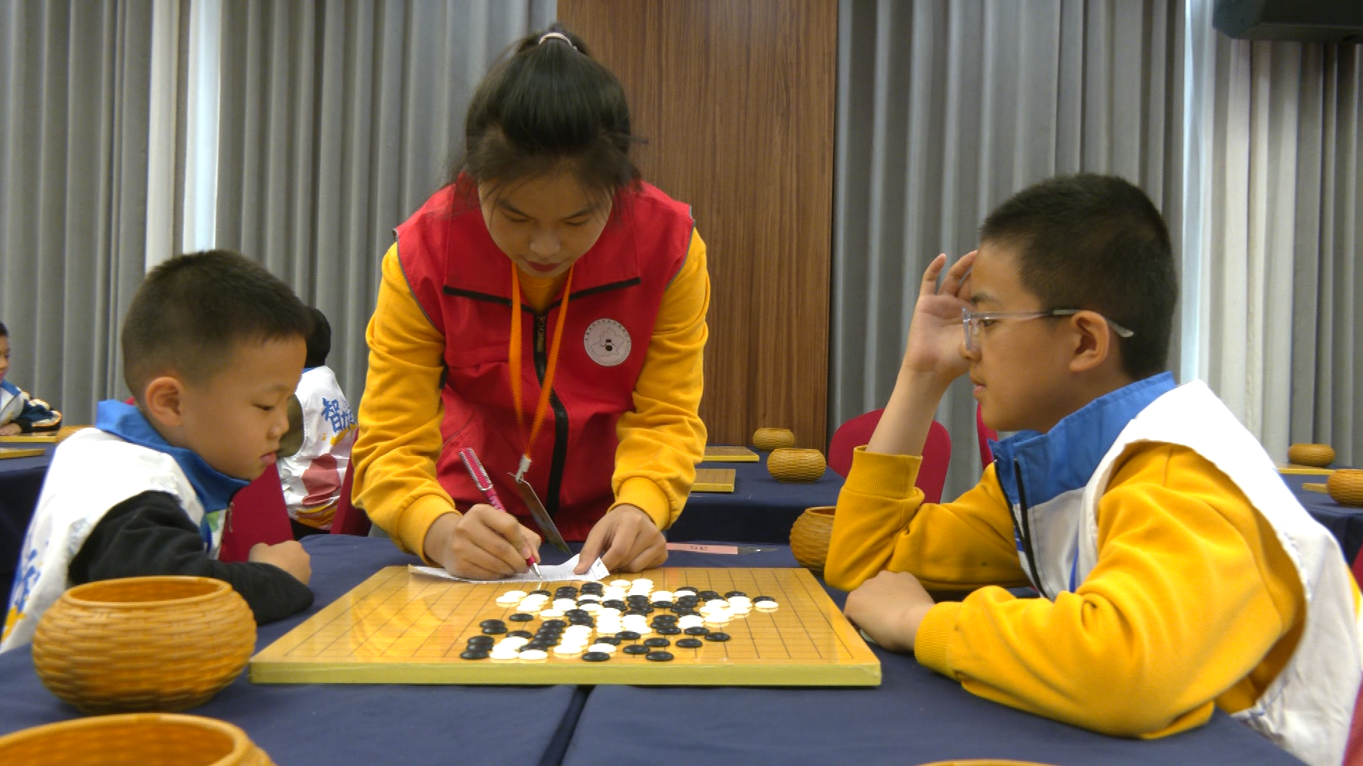 阿克苏地区举办青少年围棋段级位赛