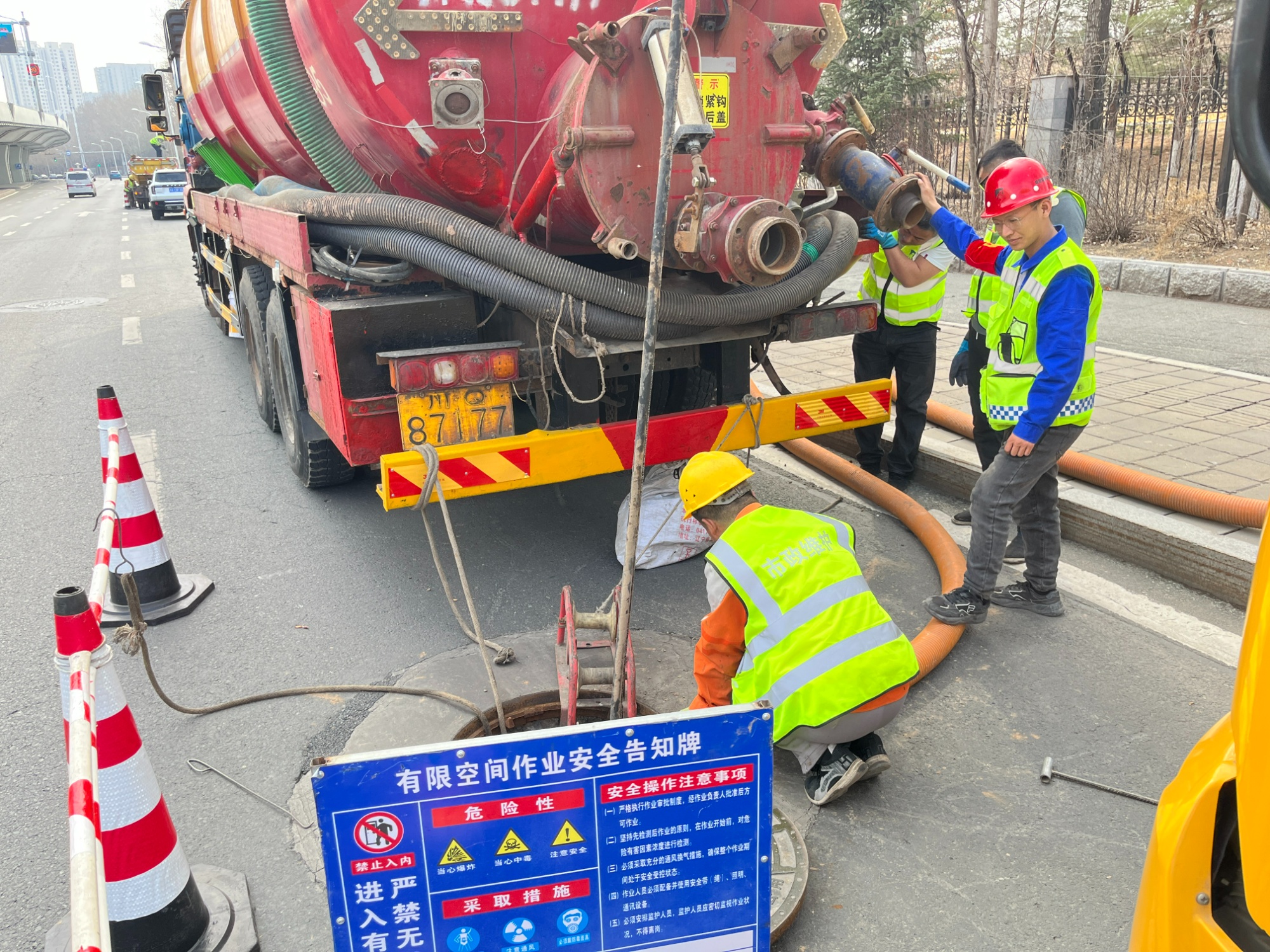 长春市维OB电竞网址管中心：疏通城市排水“经络” 筑牢防汛安全屏障(图2)