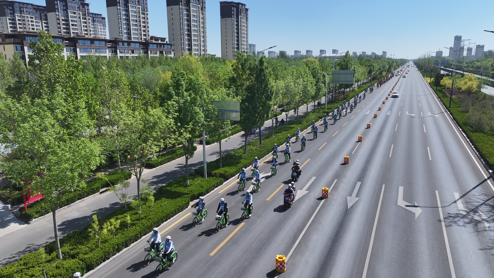 河北辛集:氢能骑行绘就雷火竞技入口零碳新图景(图1) 河北辛集:氢能骑行绘就雷火竞技入口零碳新图景(图1)