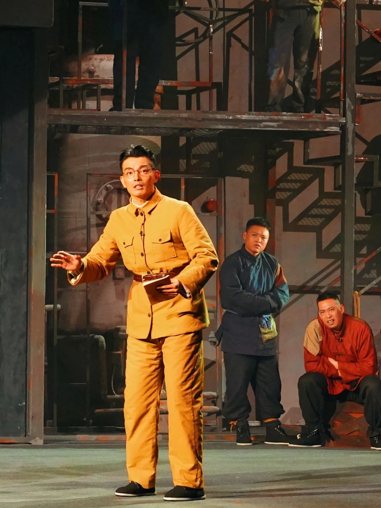 大型话剧《燃烧的旋律·咱们工人有力量》在佳木斯首演成功