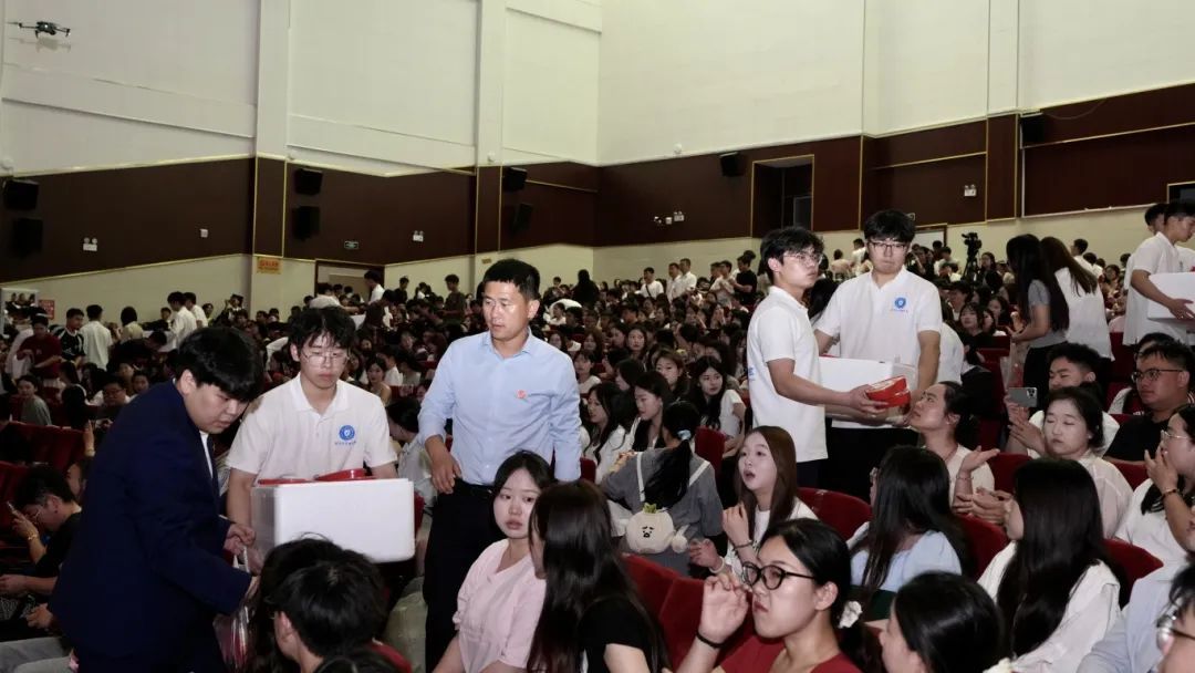 长春市机械电子学校_长春科技学院学位授予仪式_长春科技学院2025届毕业典礼
