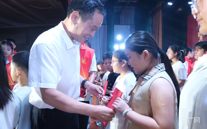 江西第九届青少年书画大赛颁奖典礼在进贤举行
