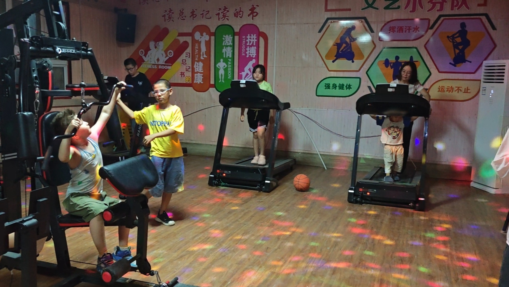 若羌镇：延时服务绘就民生幸福百家乐- 百家乐官方网站- APP下载新图景