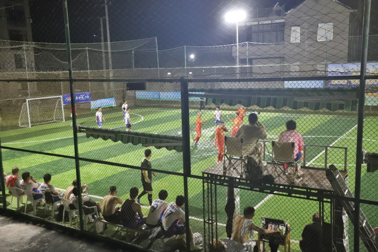 “村超”燃爆夏夜 宁海湾40余年足球热潮再掀狂欢