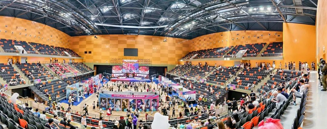 首届浙南电竞动漫嘉年华在温州龙湾启幕(图1)