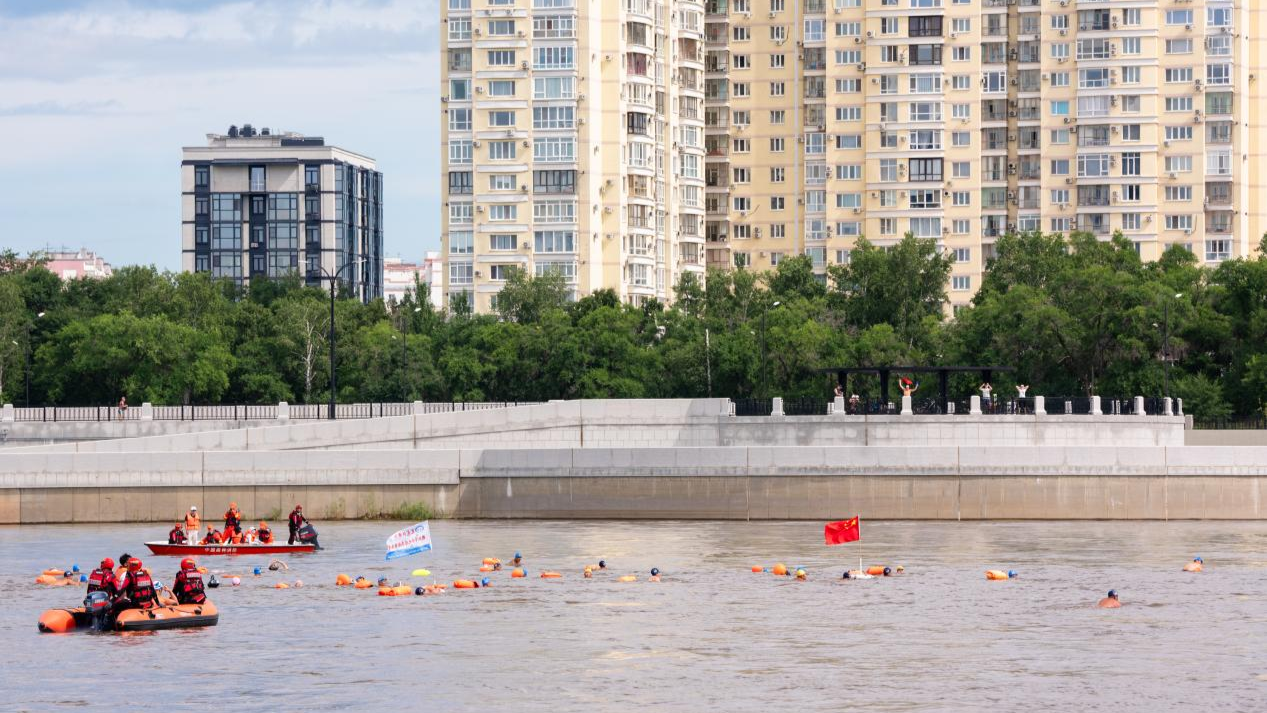 第十九届横渡中俄界江黑龙江活动在黑河举行