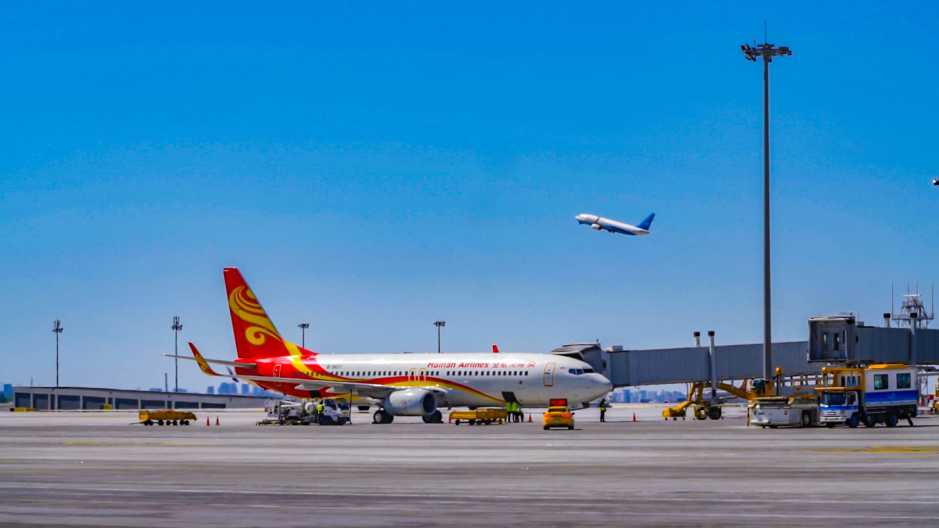 飞机场是24小时的吗 f3ad13f9473ac175514039749643759510.jpg?auth=044efca5f6471f91e341e36efaf963ad