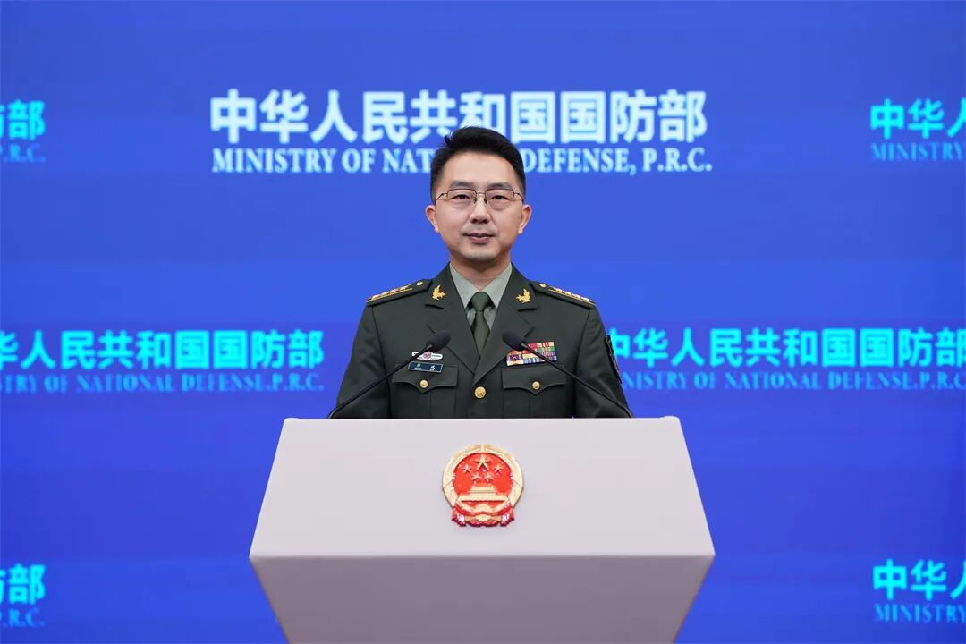 中国海军护航编队赴亚丁湾、索马里海域