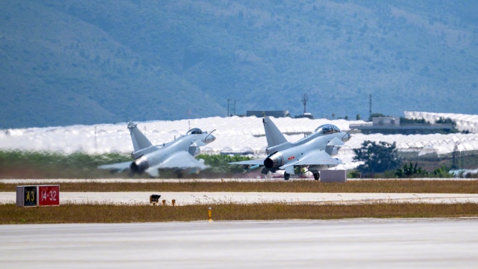 南部战区空军飞行训练实拍
