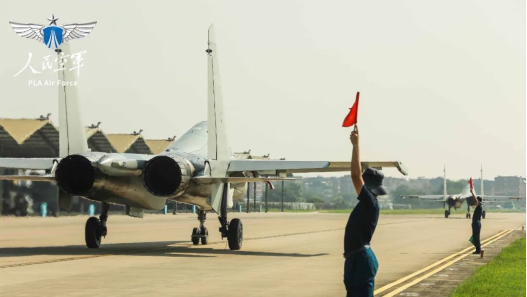 异形机群出击！