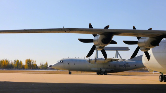 海军航空兵部长航时预警指挥训练纪实