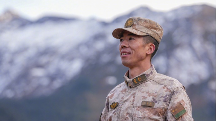 致敬！墨脱边防官兵大雪封山前再上巡逻路