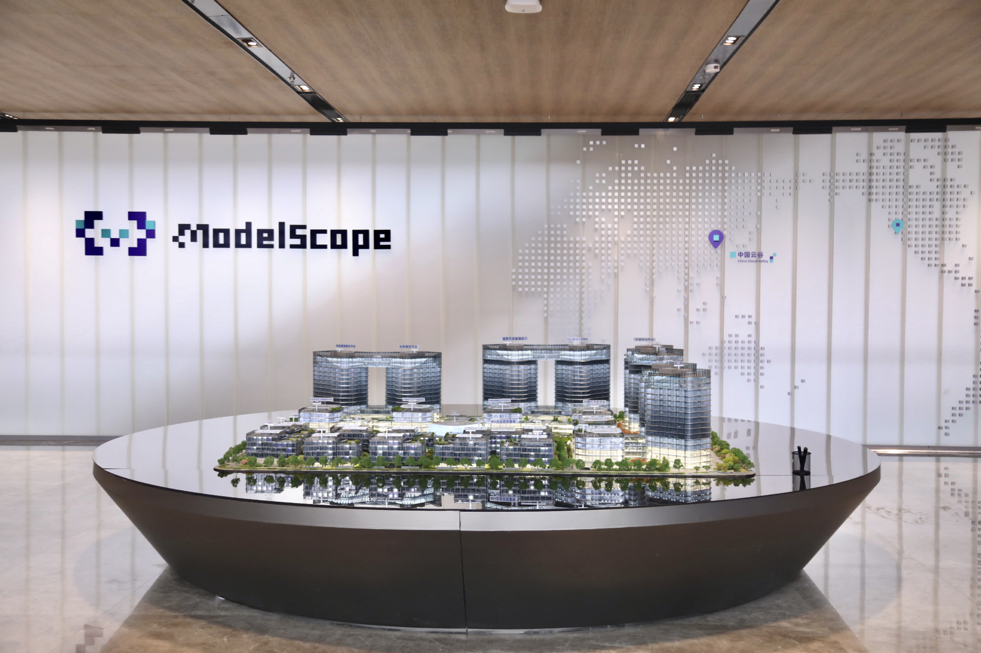 杭州西湖区：为AI开发者“搭”出一个“家”_央广网