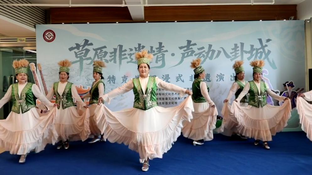 援疆助力特克斯县举办沉浸式非遗演出(图2)
