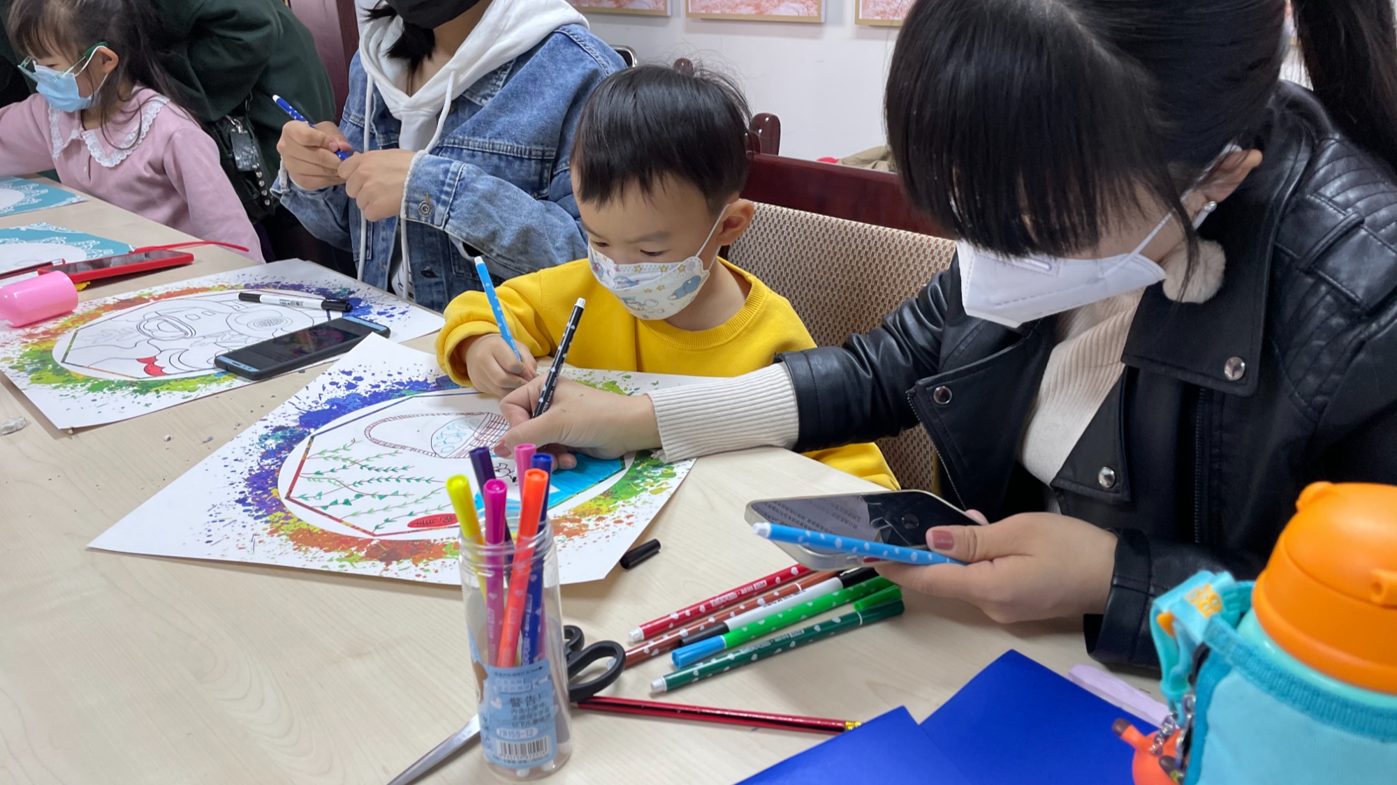 青山区:“家门口”的绘本馆点亮社区书香生活(图1)