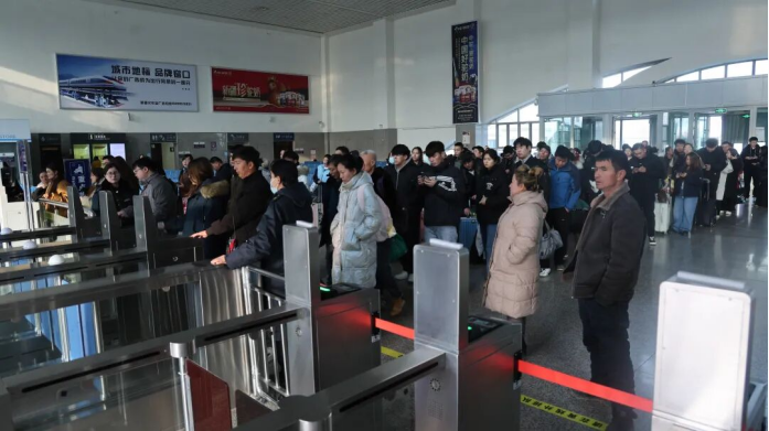 元旦假期返程高峰平稳有序 铁路部门多措并举保障出行