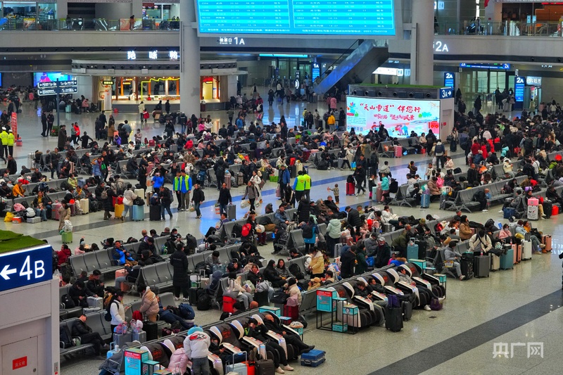 新疆铁路三项数据创历史新高 赋能高质量发展