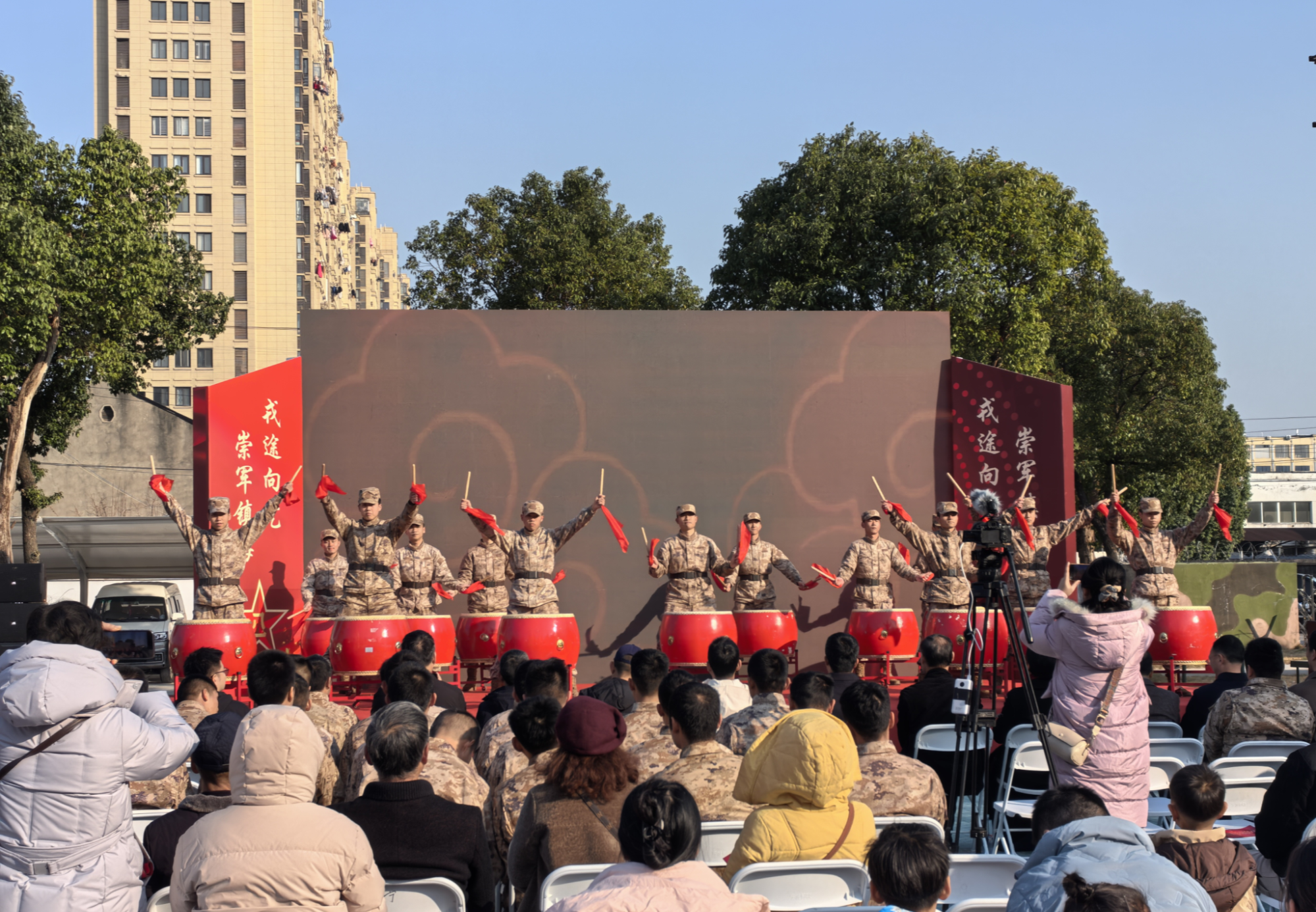 宁波镇海这场双拥集市“赶”出浓浓鱼水情