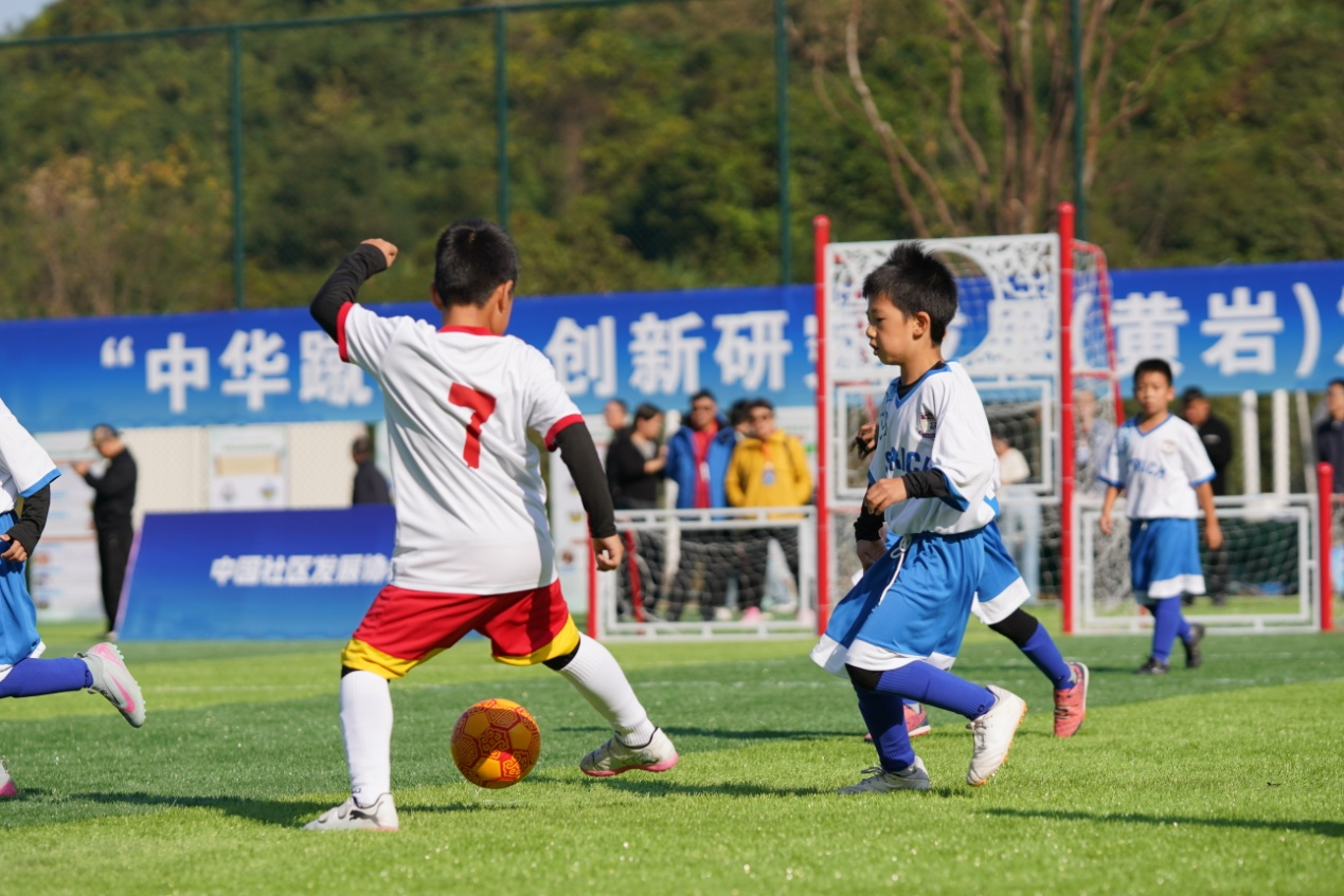 传承中华文化筑梦足球未来“奥林匹斯杯”青少年足球大赛暨“阳光绿茵”计划在浙启航(图3)