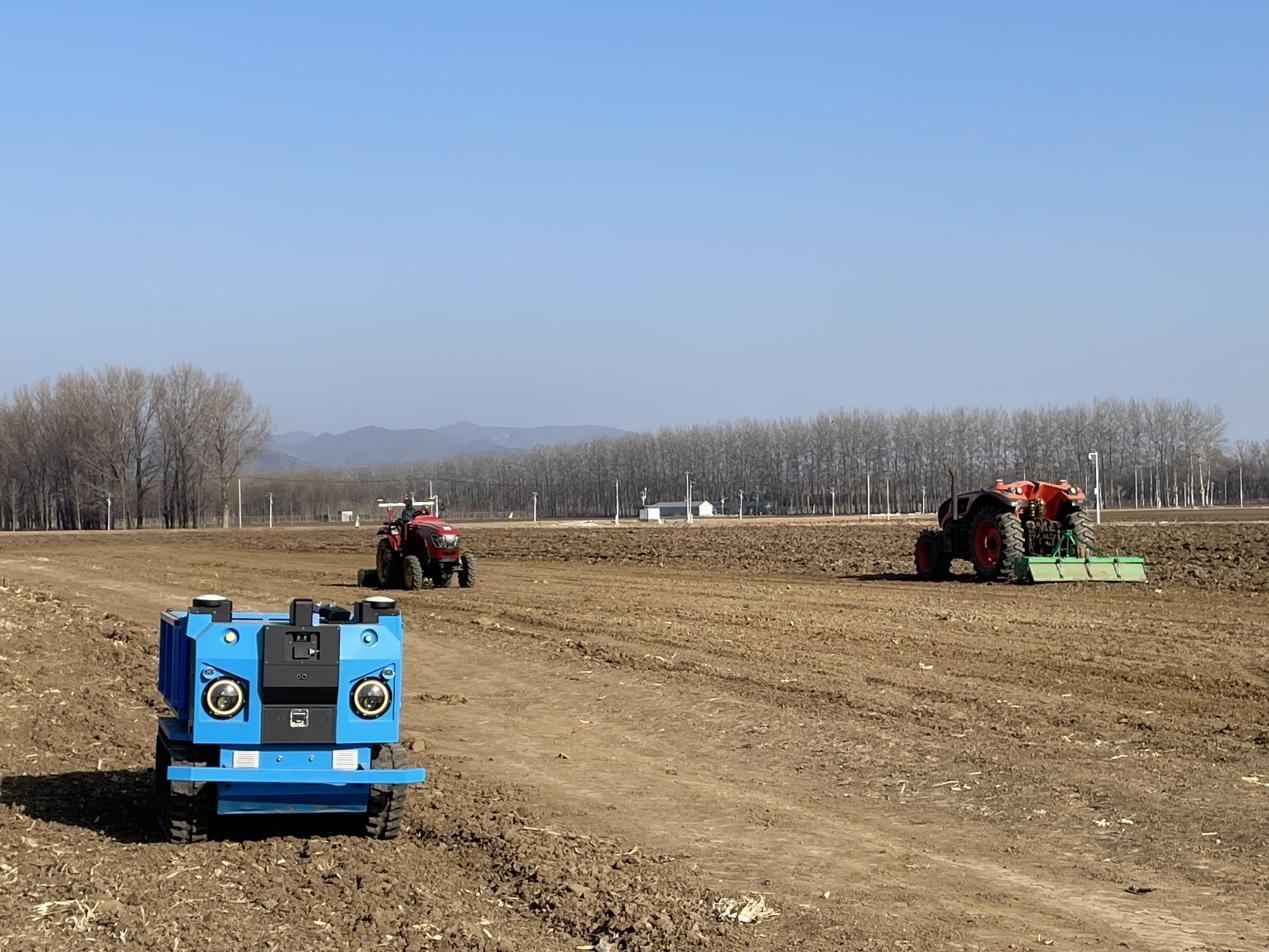 中国经济一月纪事丨机器人、无人机、AI大脑、物联网……“未来农场”原来这么酷！(图1)