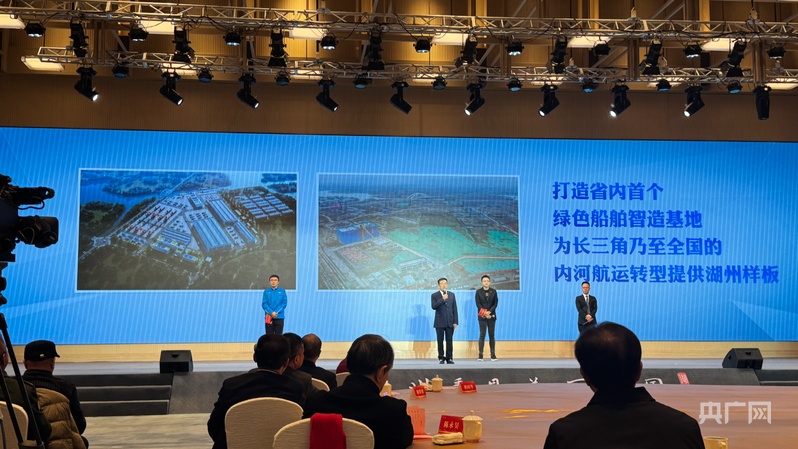 青山不墨千秋画一座城与346万人的“彼此看见”(图3)