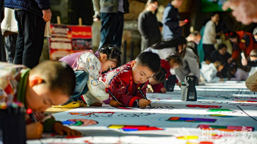 树屋一房难求新春揽客近三万武汉城建开元森泊成家庭出游热门地(图2)