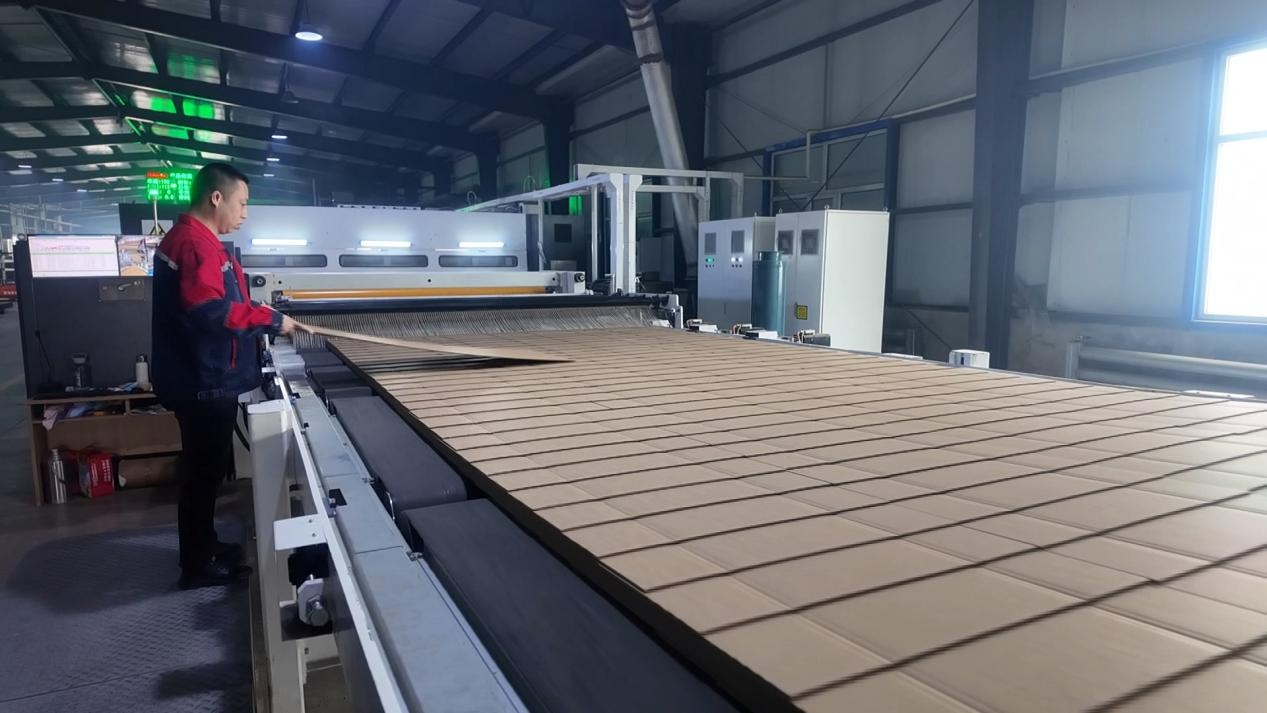 绥棱：马力全开忙生产奋战首季“开门红”(图2)