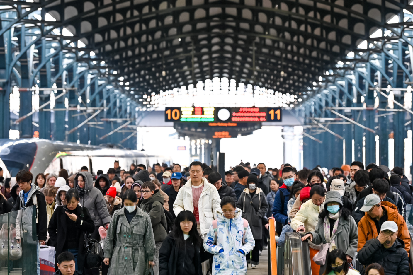 清明小长假运输收官，哈铁累计运送旅客159.4万人次