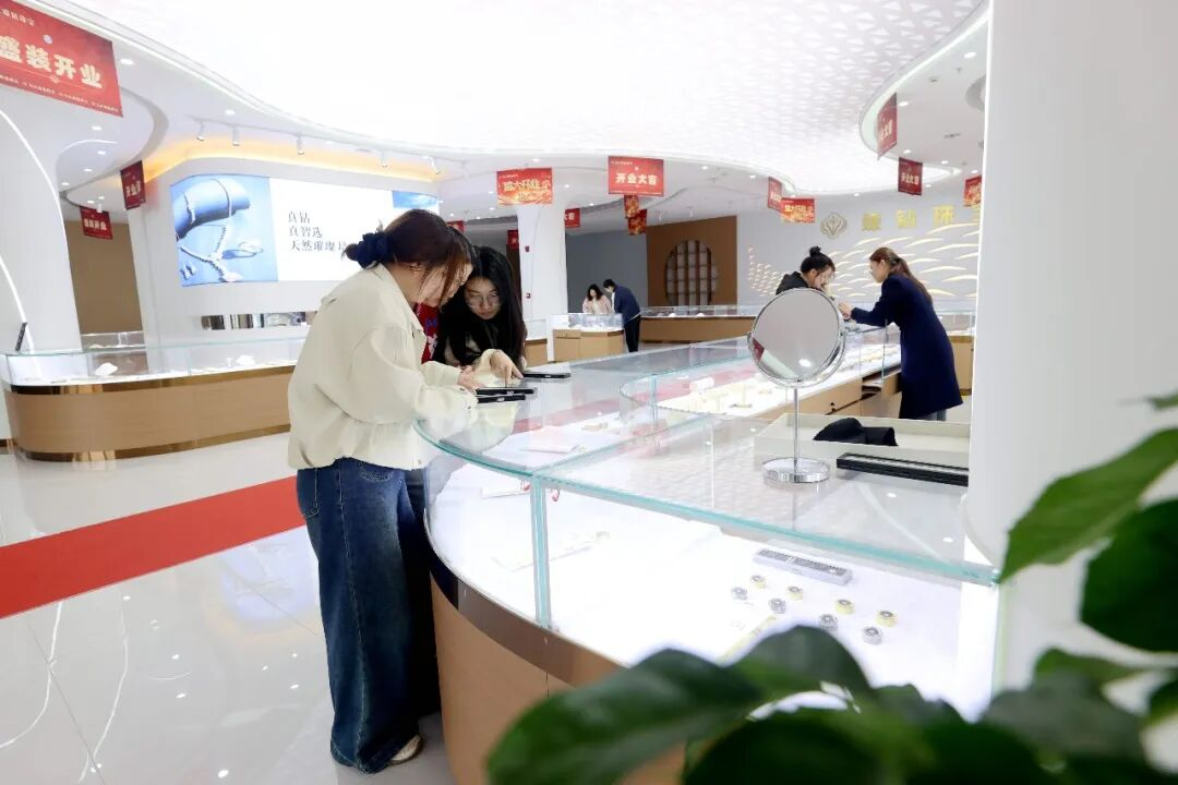 江西湖口：“楼宇上下游”串起金刚石产业“一条链”(图5)